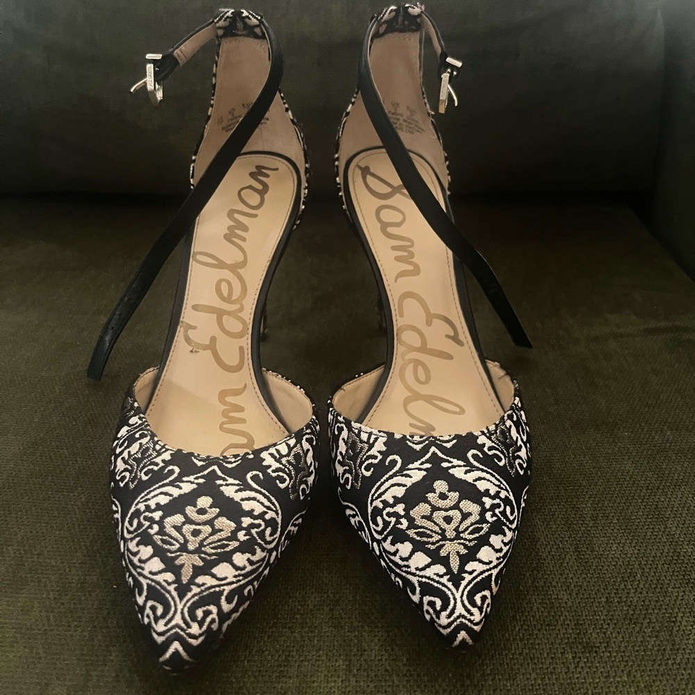 Same Edelman Harlow Ankle Strap High Heels Gold & Black Tapestry Fabric Size 7M